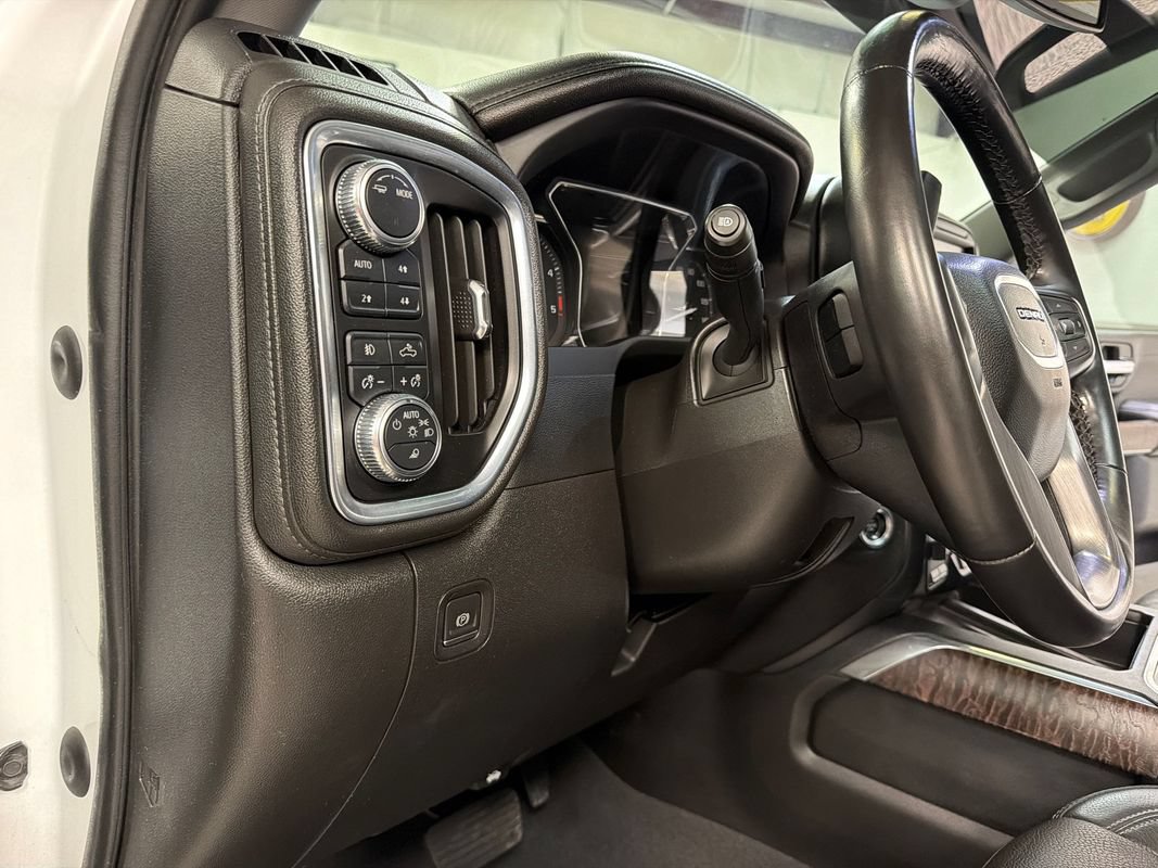 Used 2023 GMC Sierra 3500 Denali AWD/4WD image 30