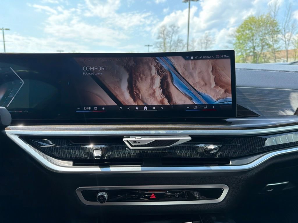 Used 2024 BMW X6 xDrive40i AWD/4WD image 30