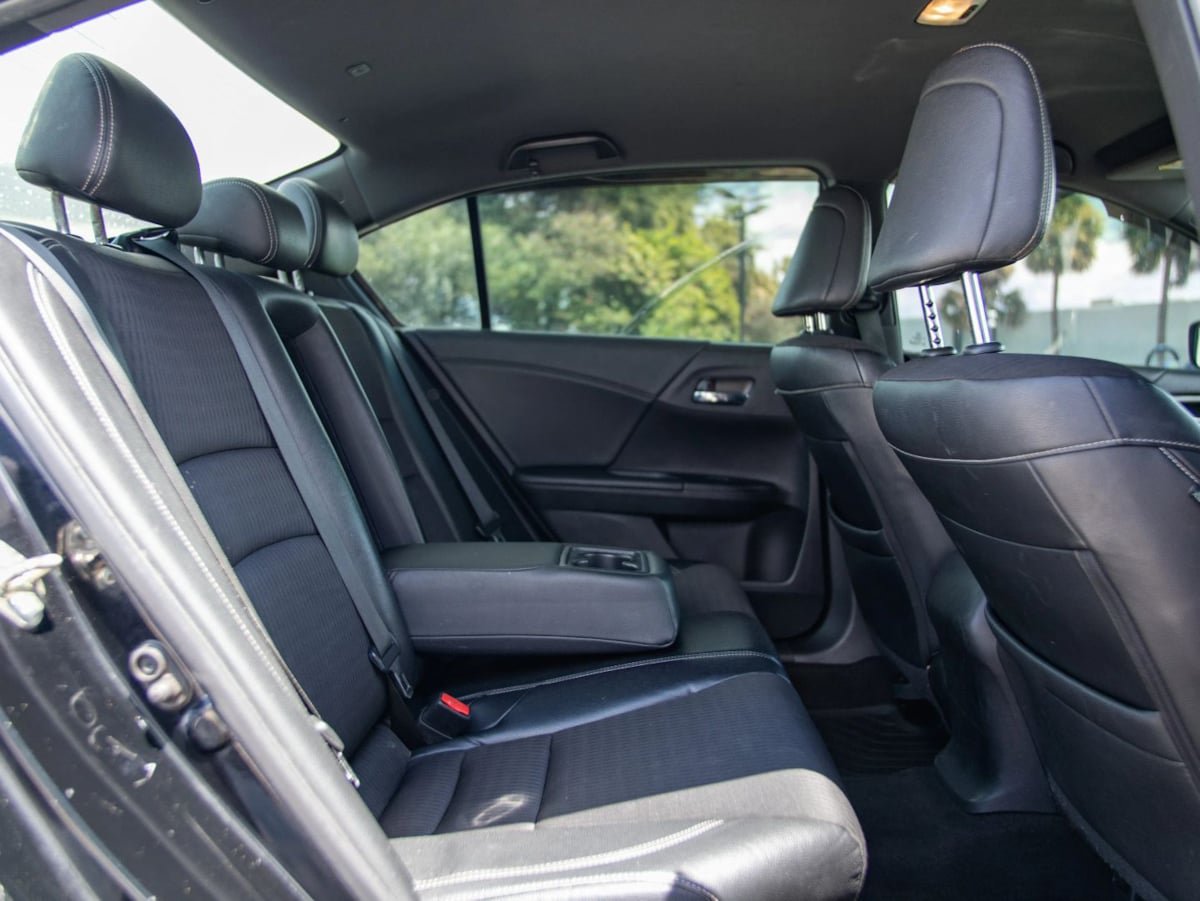 Used 2016 Honda Accord Sport image 25