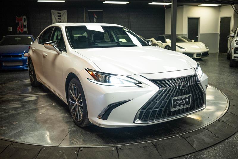 Used 2023 Lexus ES 300h w/ Premium Package FWD image 5