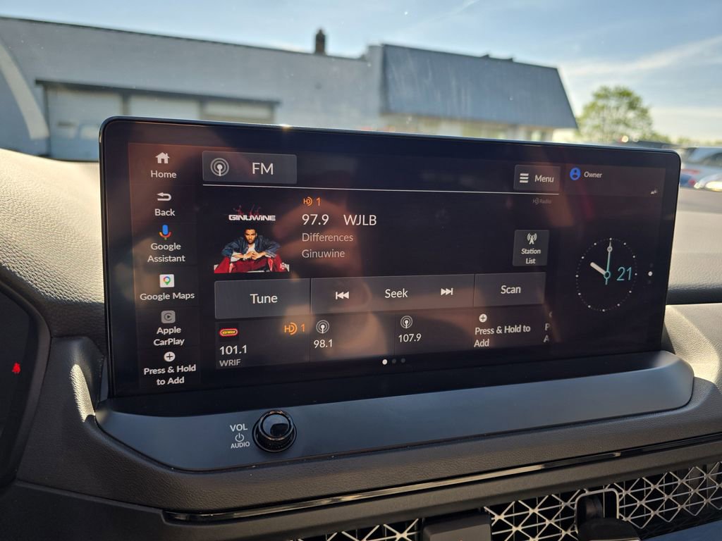 Used 2023 Honda Accord Touring image 19