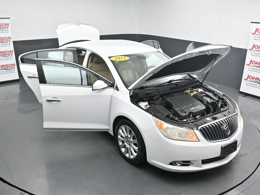 Used 2013 Buick LaCrosse Leather w/ Entertainment Package image 40