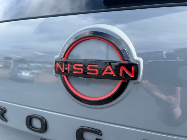 New 2026 Nissan Rogue SV image 32