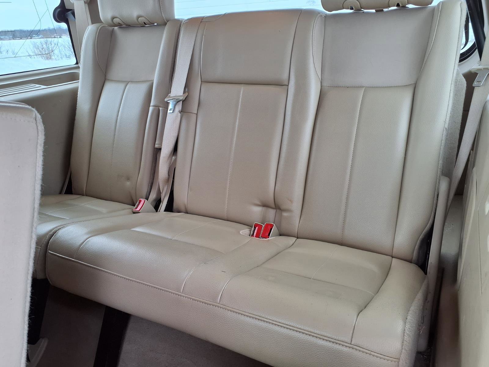 Used 2010 Ford Expedition Eddie Bauer image 16