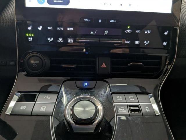 Used 2023 Toyota bZ4X Limited image 19