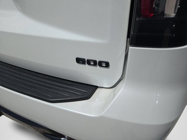 Certified 2023 Cadillac Escalade Sport w/ LPO, ONYX Package AWD/4WD image 46