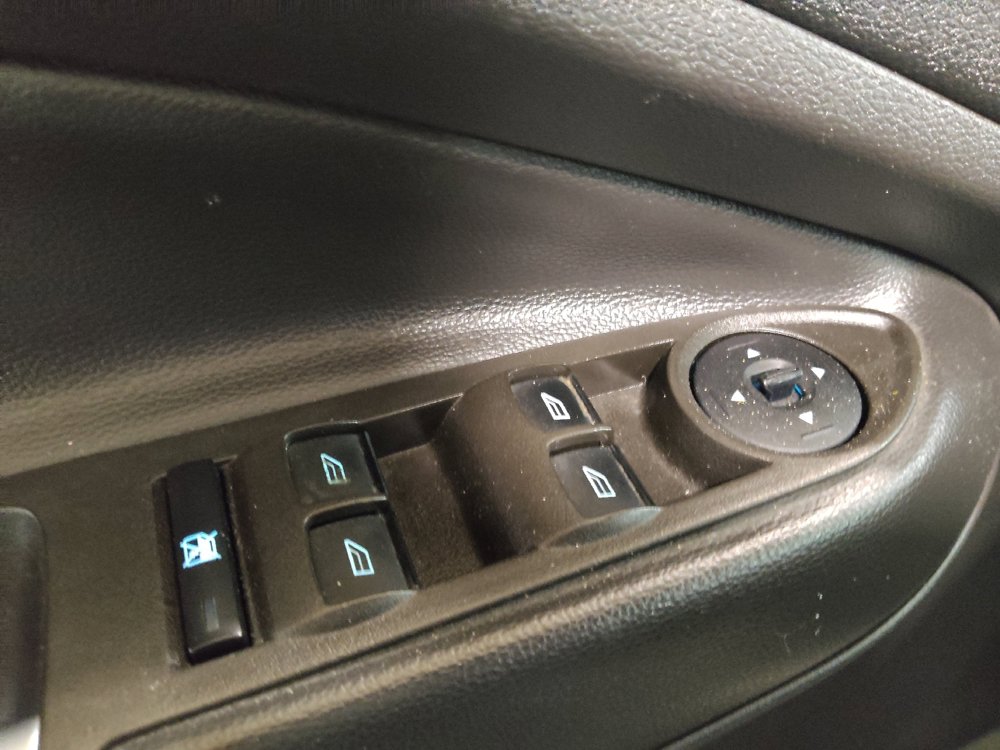 Used 2017 Ford Escape SE FWD image 27