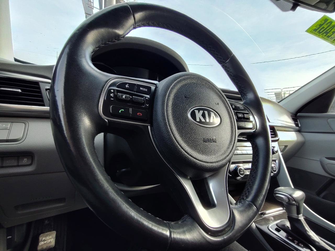 Used 2018 Kia Optima EX FWD image 18