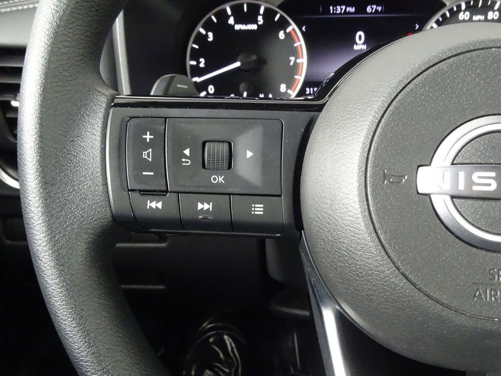 Used 2023 Nissan Rogue SV image 24