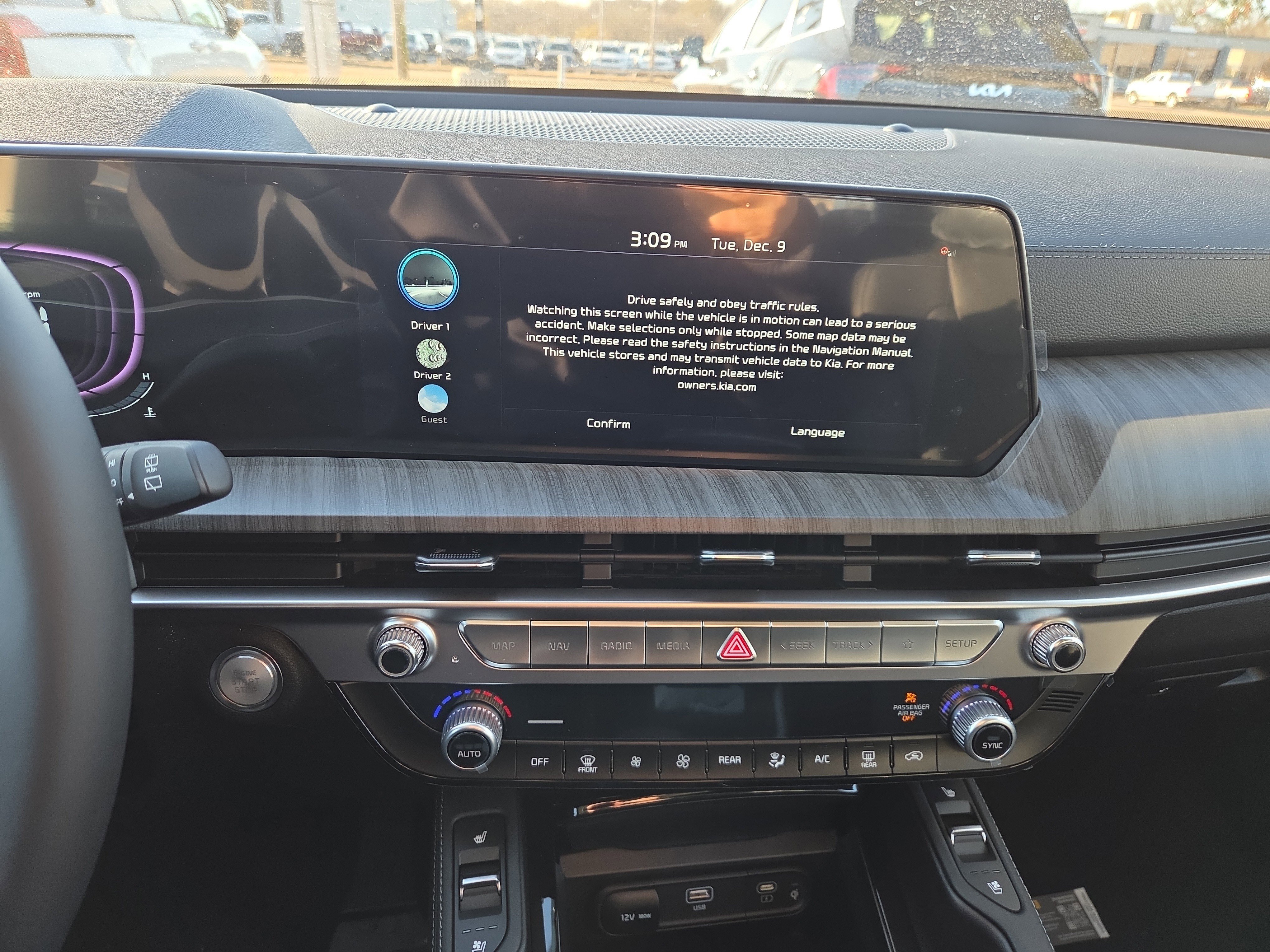 New 2025 Kia Telluride EX w/ EX Captain's Chair Package image 11