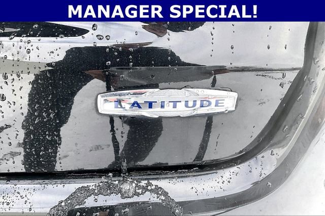 Used 2024 Jeep Compass Latitude image 23