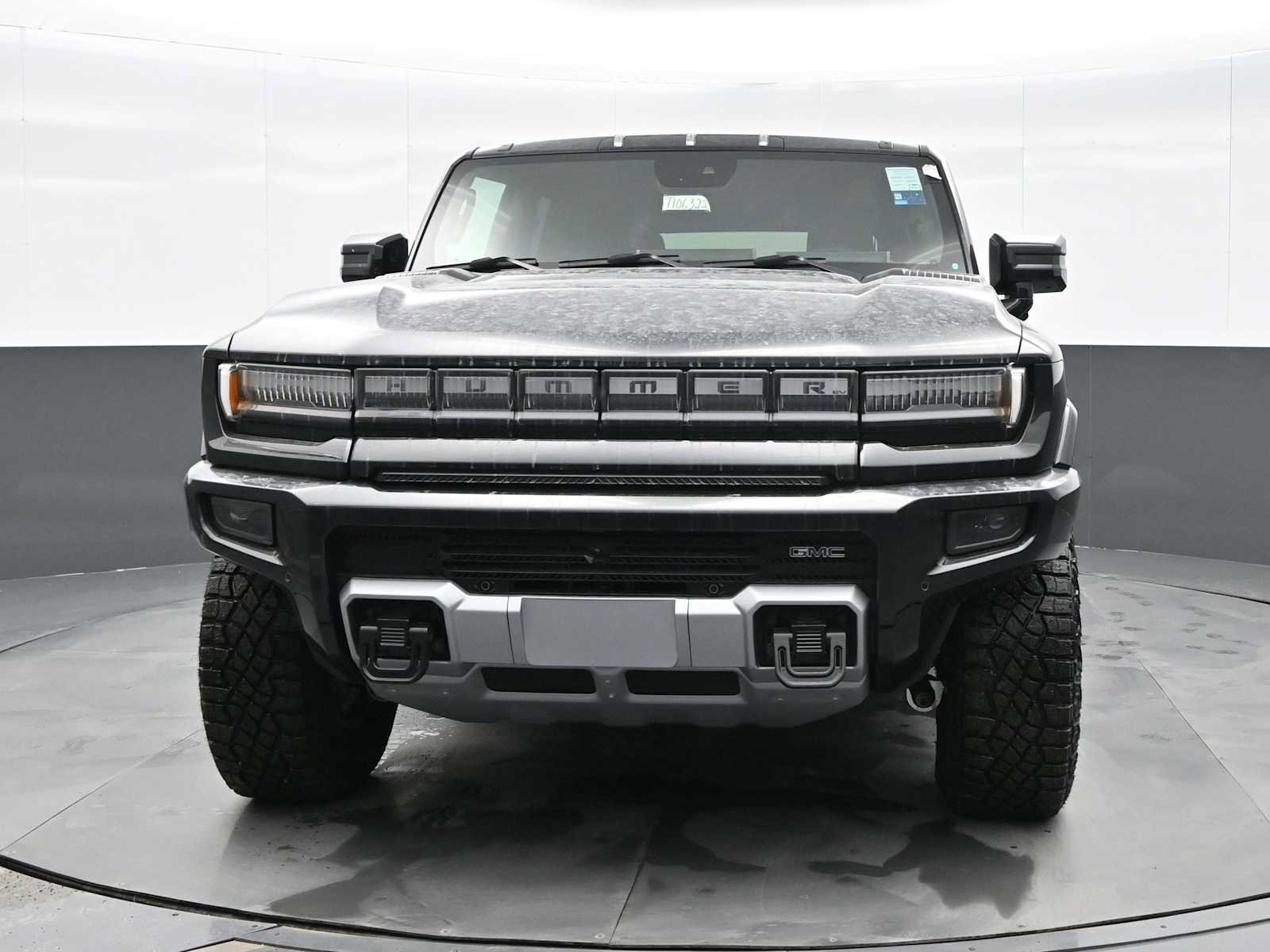 New 2024 GMC Hummer EV 2X w/ Extreme Off-Road Package image 3