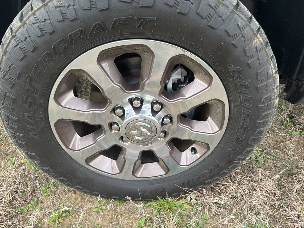 Used 2021 RAM 2500 Limited image 12