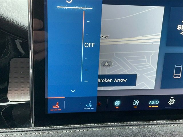 Used 2023 Lincoln Corsair Reserve w/ Equipment Group 201A image 21