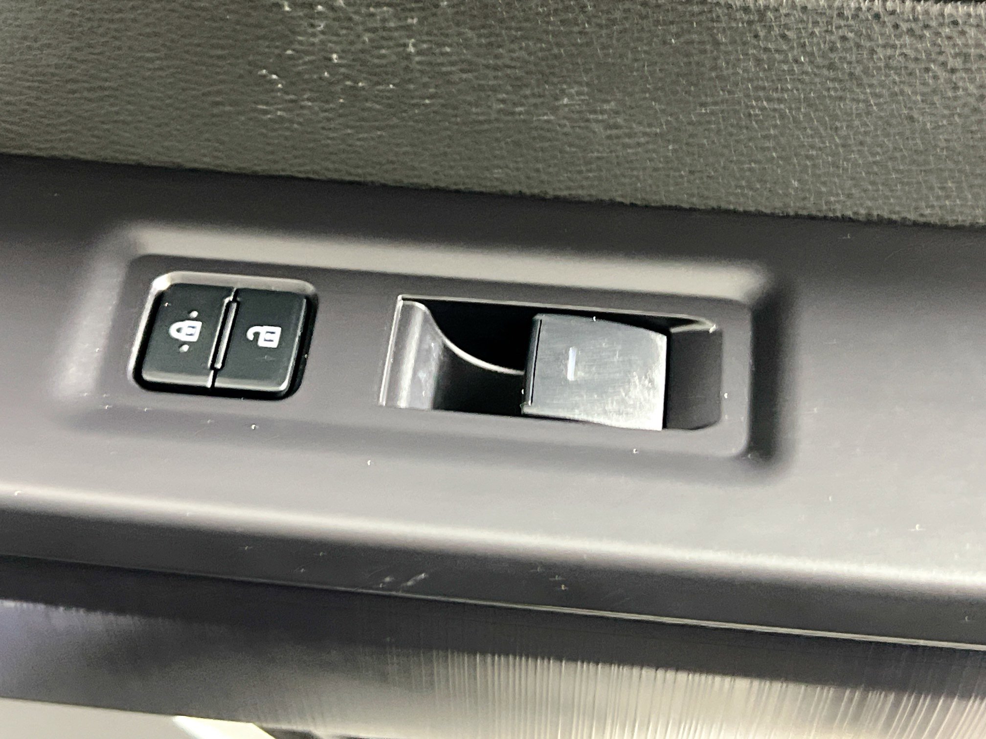 Used 2024 Toyota Tundra Platinum image 32