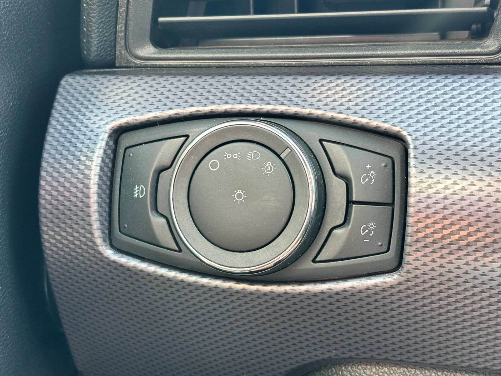 Used 2015 Ford Mustang GT RWD image 26