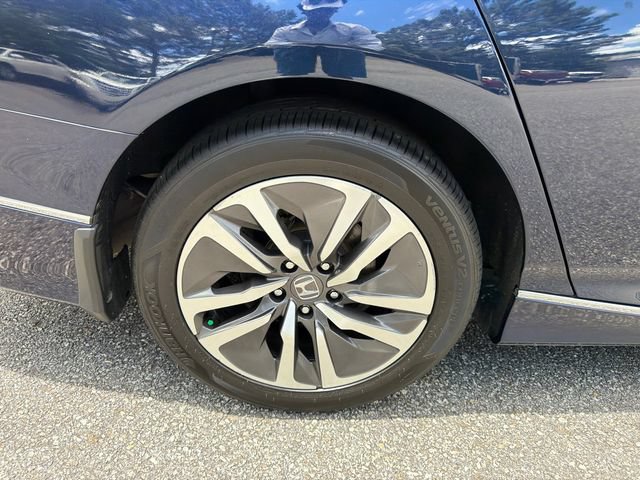 Used 2019 Honda Accord Touring image 18