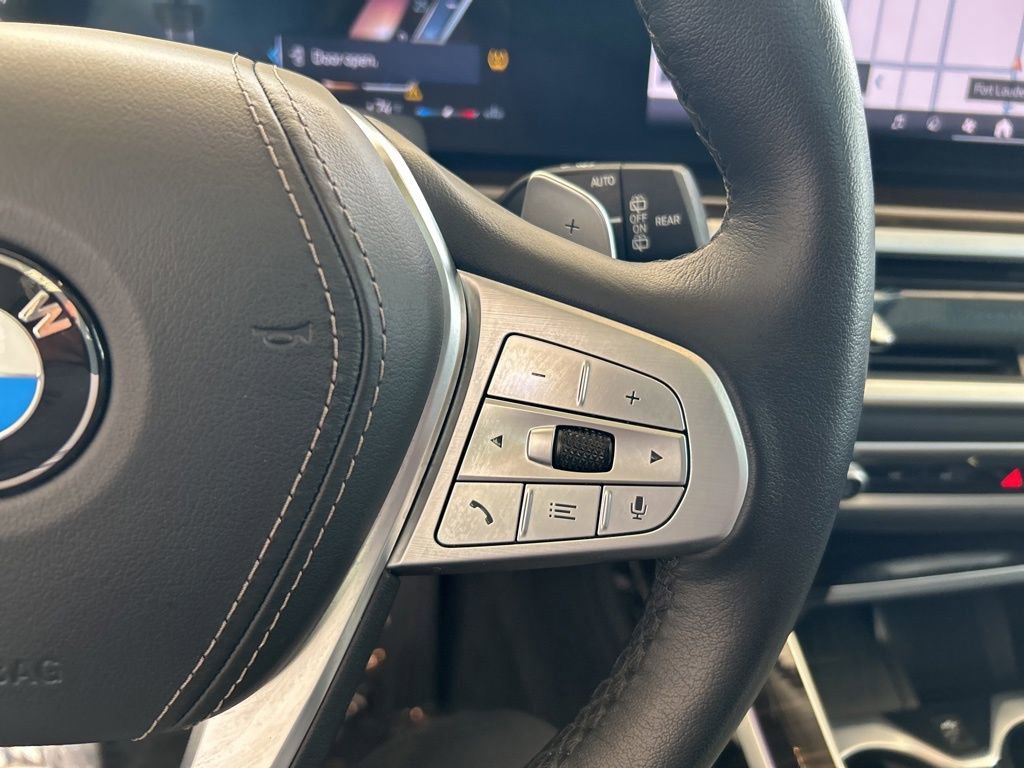 Used 2025 BMW X7 xDrive40i image 73