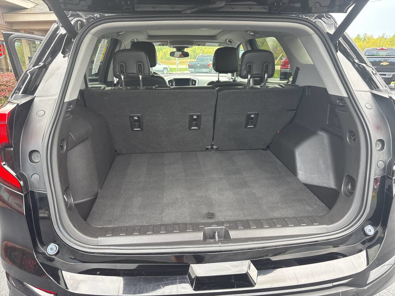 Used 2019 GMC Terrain SLT w/ Infotainment Package II image 10