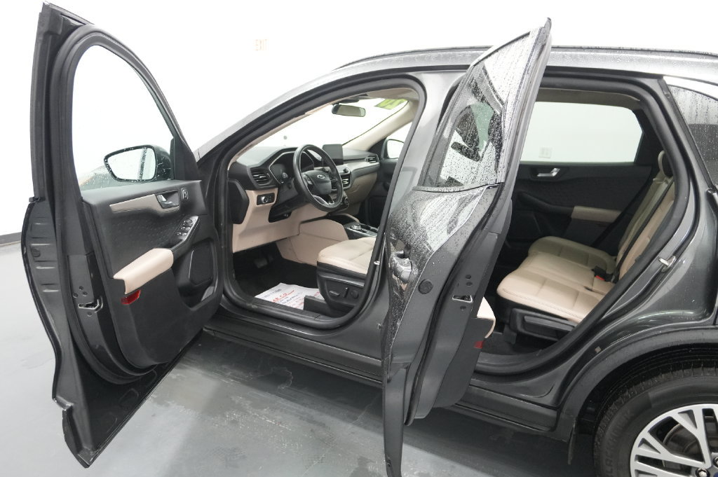 Used 2020 Ford Escape SEL AWD/4WD image 23