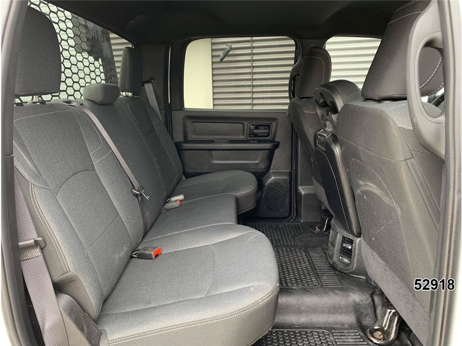 Used 2022 RAM 5500 Tradesman w/ Chrome Appearance Group AWD/4WD image 24