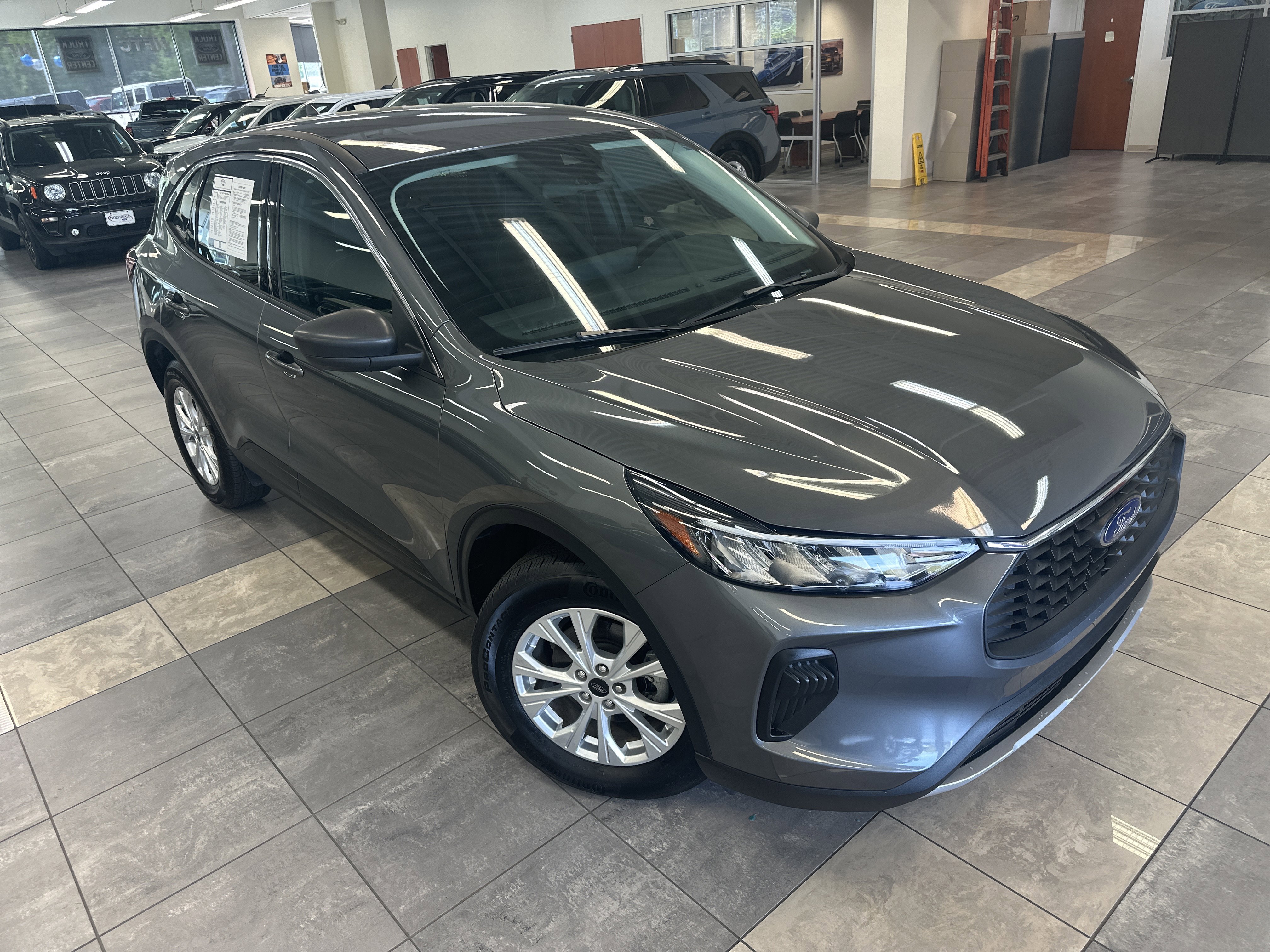 Used 2023 Ford Escape Active w/ Tech Pack #1 image 10