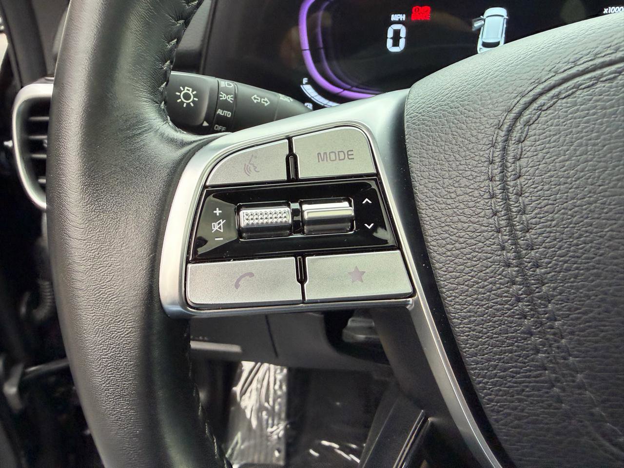 Used 2025 Kia Telluride S AWD/4WD image 30