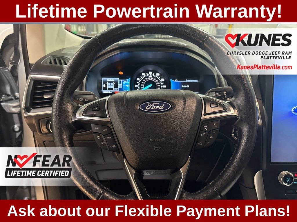 Used 2024 Ford Edge Titanium image 27