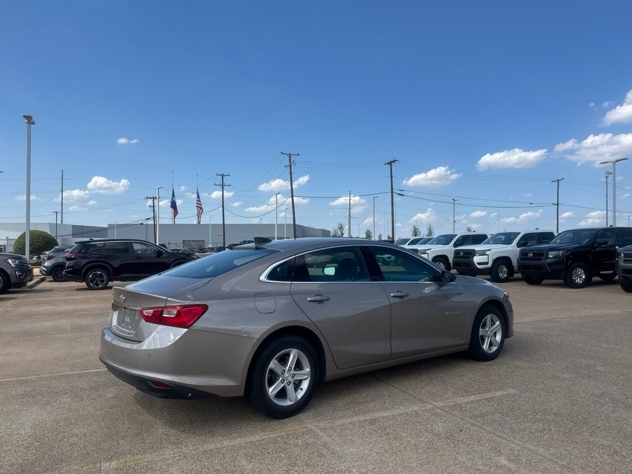 Used 2025 Chevrolet Malibu LS FWD image 25