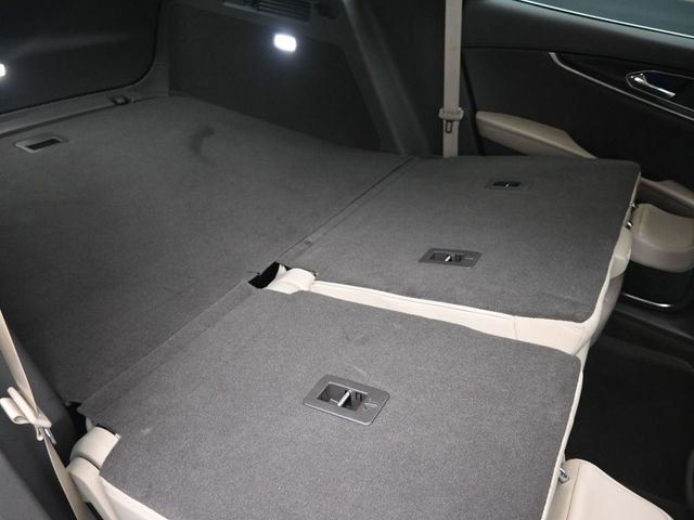 Used 2023 Lincoln Nautilus Reserve w/ Luxury Package image 28