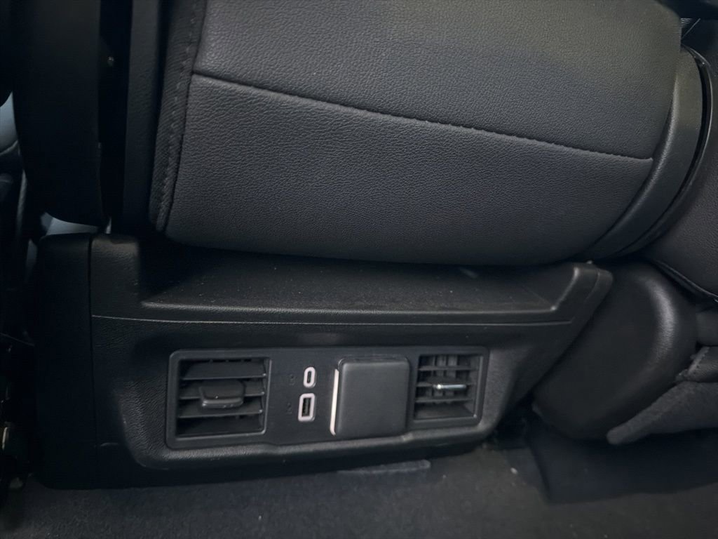 Used 2025 GMC Sierra 1500 SLT image 23