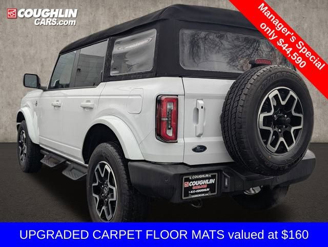 Used 2024 Ford Bronco Outer Banks image 6