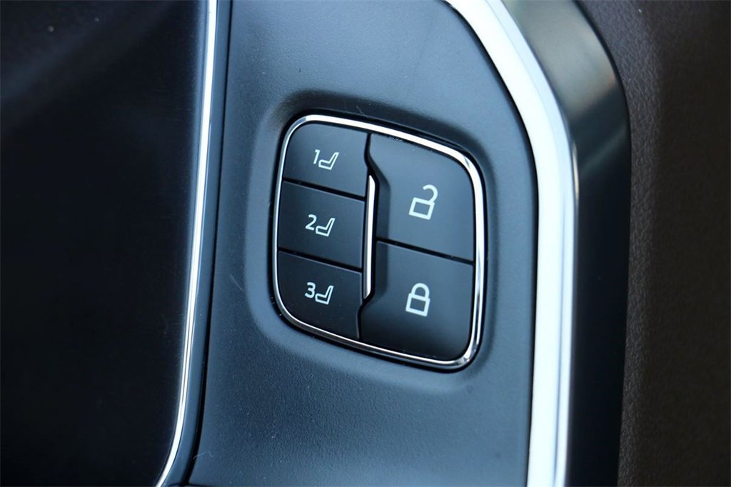 New 2026 Ford F350 King Ranch w/ FX4 Off-Road Package image 20