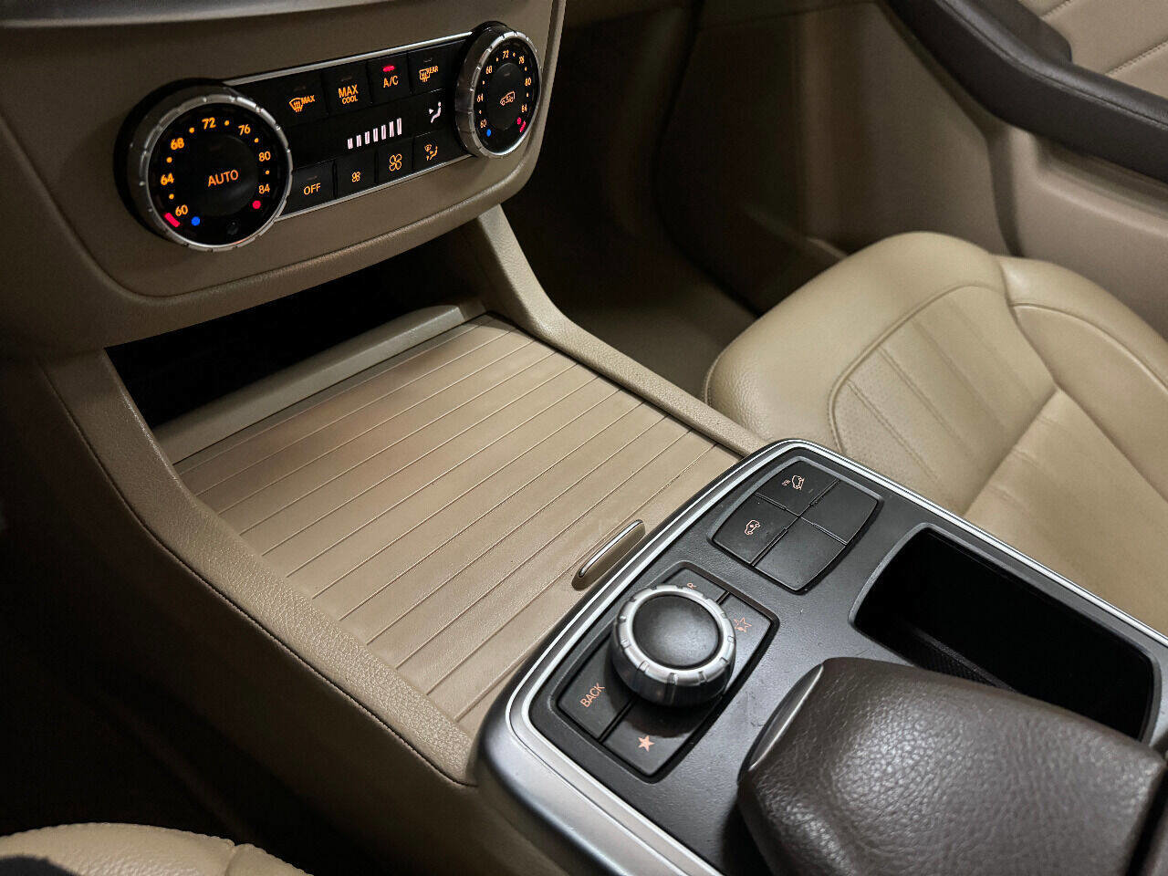 Used 2015 Mercedes-Benz GL 320 BlueTEC 4MATIC image 85