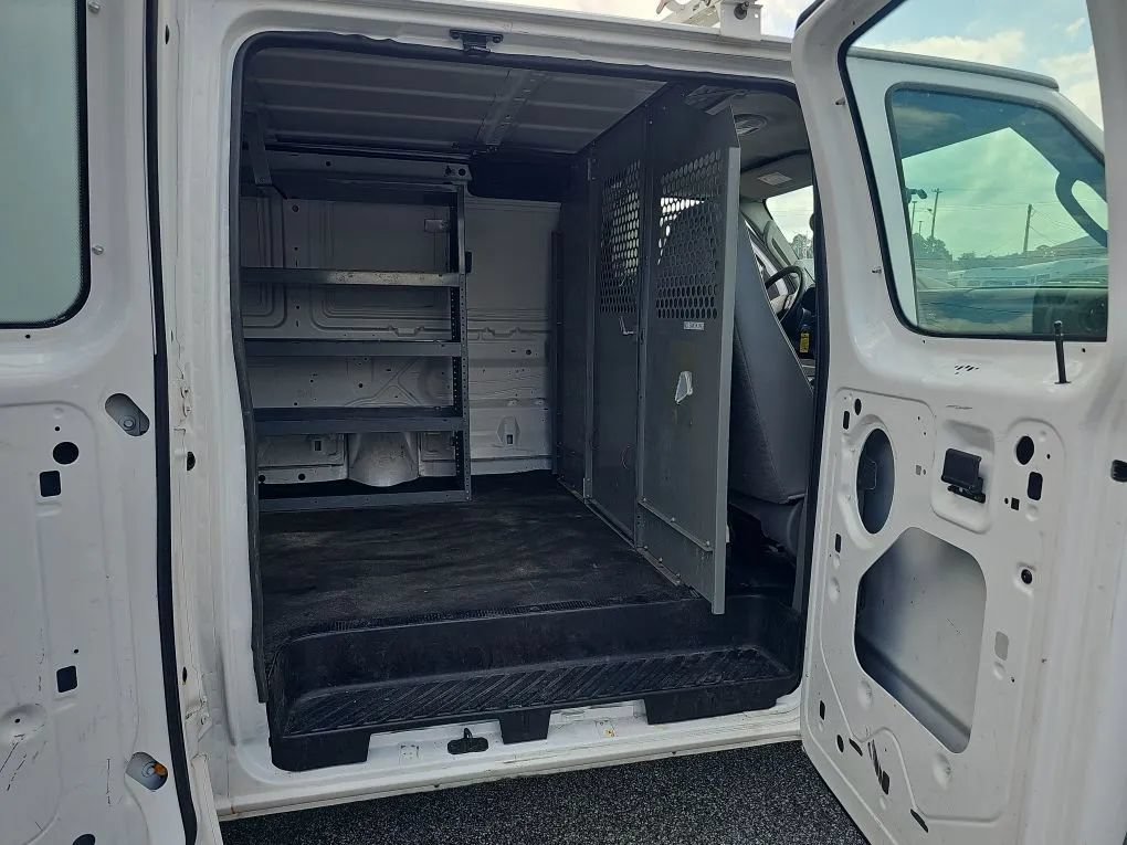 Used 2010 Ford E-150 and Econoline 150 RWD image 20