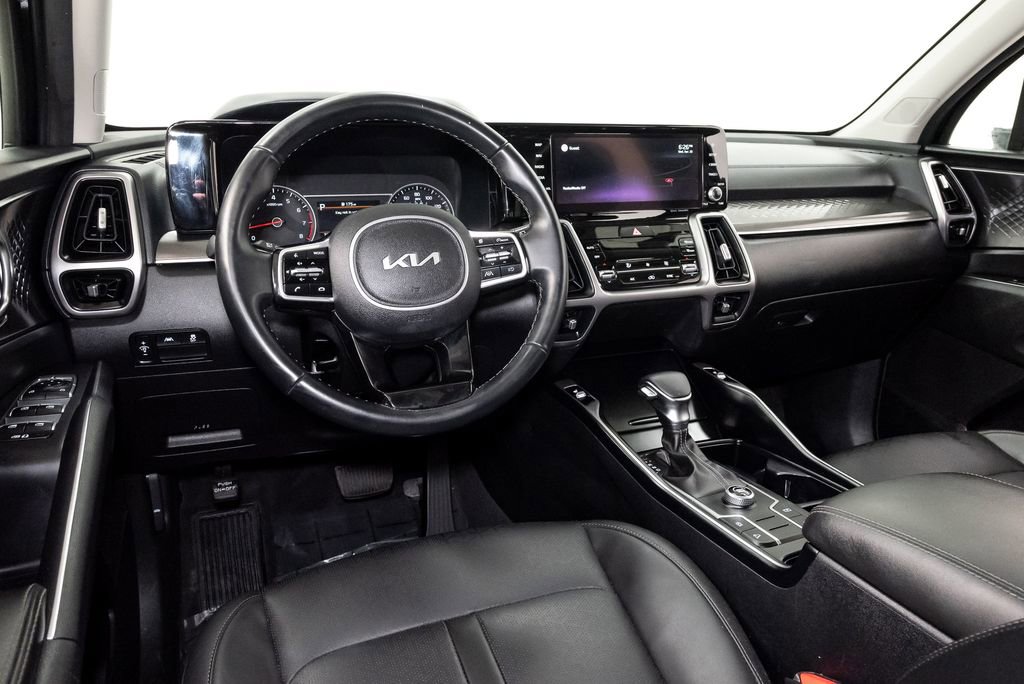 Used 2022 Kia Sorento S w/ Panoramic Sunroof Package image 7