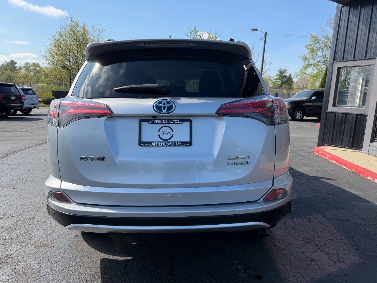 Used 2016 Toyota RAV4 Limited w/ Advanced Technology Package image 6
