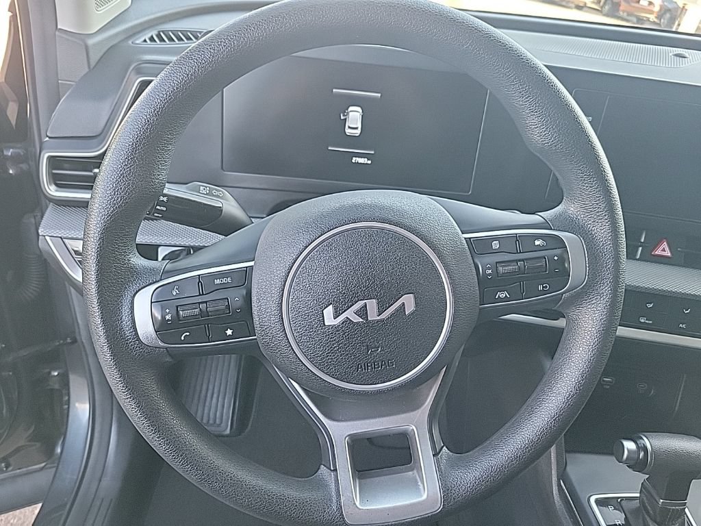 Used 2023 Kia Sportage LX FWD image 21