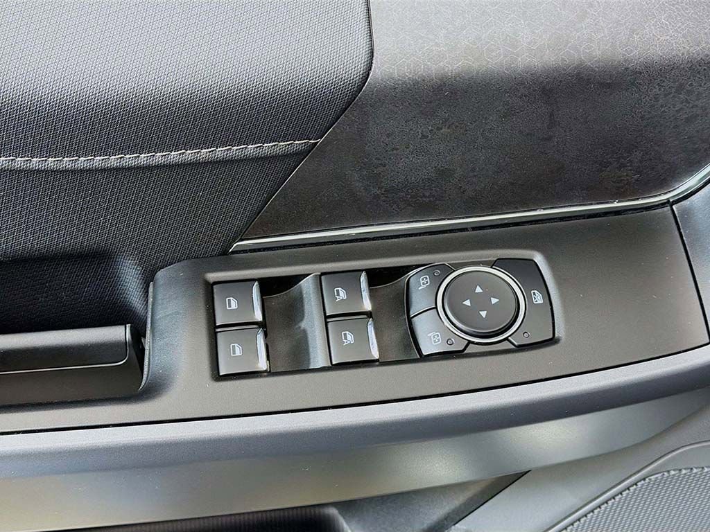 Used 2025 Ford F150 XLT w/ Equipment Group 301A Standard image 25