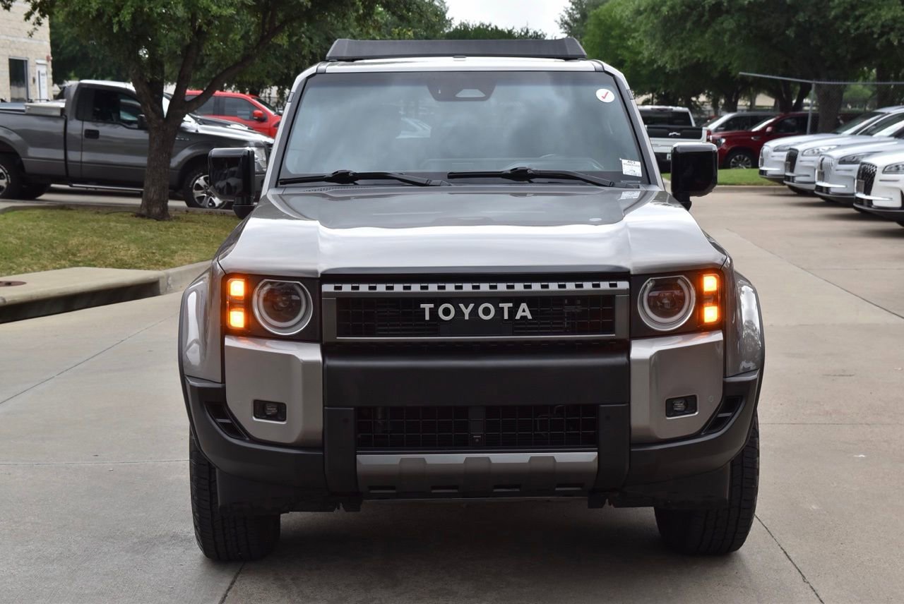 Used 2024 Toyota Land Cruiser image 3