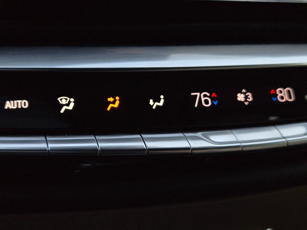 Certified 2024 Cadillac Lyriq Luxury w/ Nappa Leather Package image 22