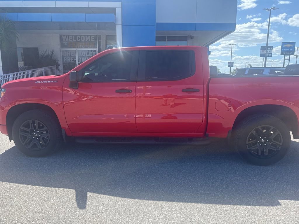 Used 2024 Chevrolet Silverado 1500 Custom image 5