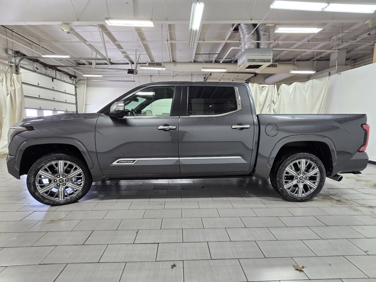 Used 2024 Toyota Tundra Capstone image 16