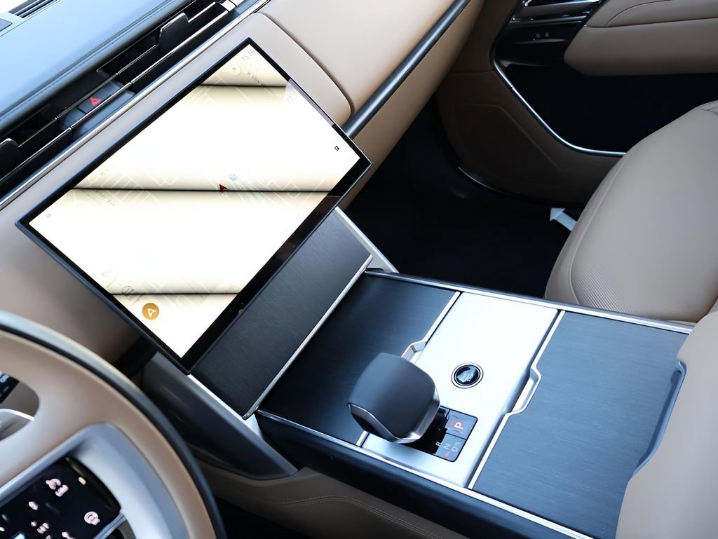 New 2026 Land Rover Range Rover SE AWD/4WD image 19