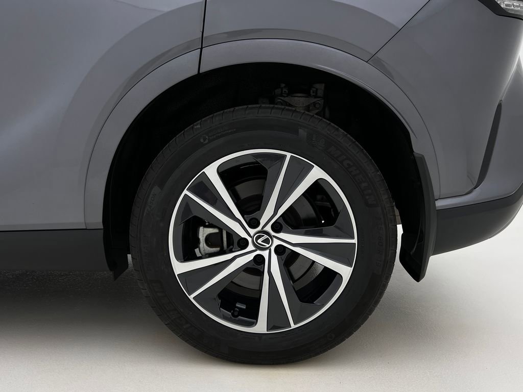 Used 2023 Lexus RX 350 Premium w/ Accessory Package AWD/4WD image 27