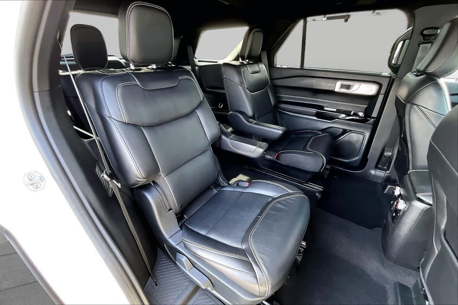 Used 2024 Ford Explorer ST w/ Equipment Group 401A AWD/4WD image 21