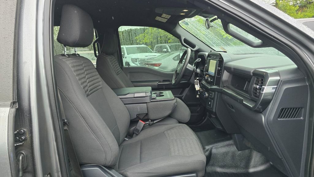 Used 2022 Ford F150 XL w/ STX Black Appearance Package AWD/4WD image 10