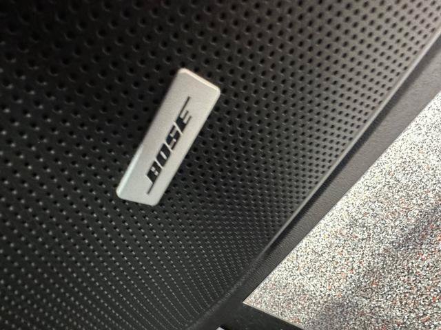 Used 2022 Chevrolet Camaro ZL1 RWD image 16