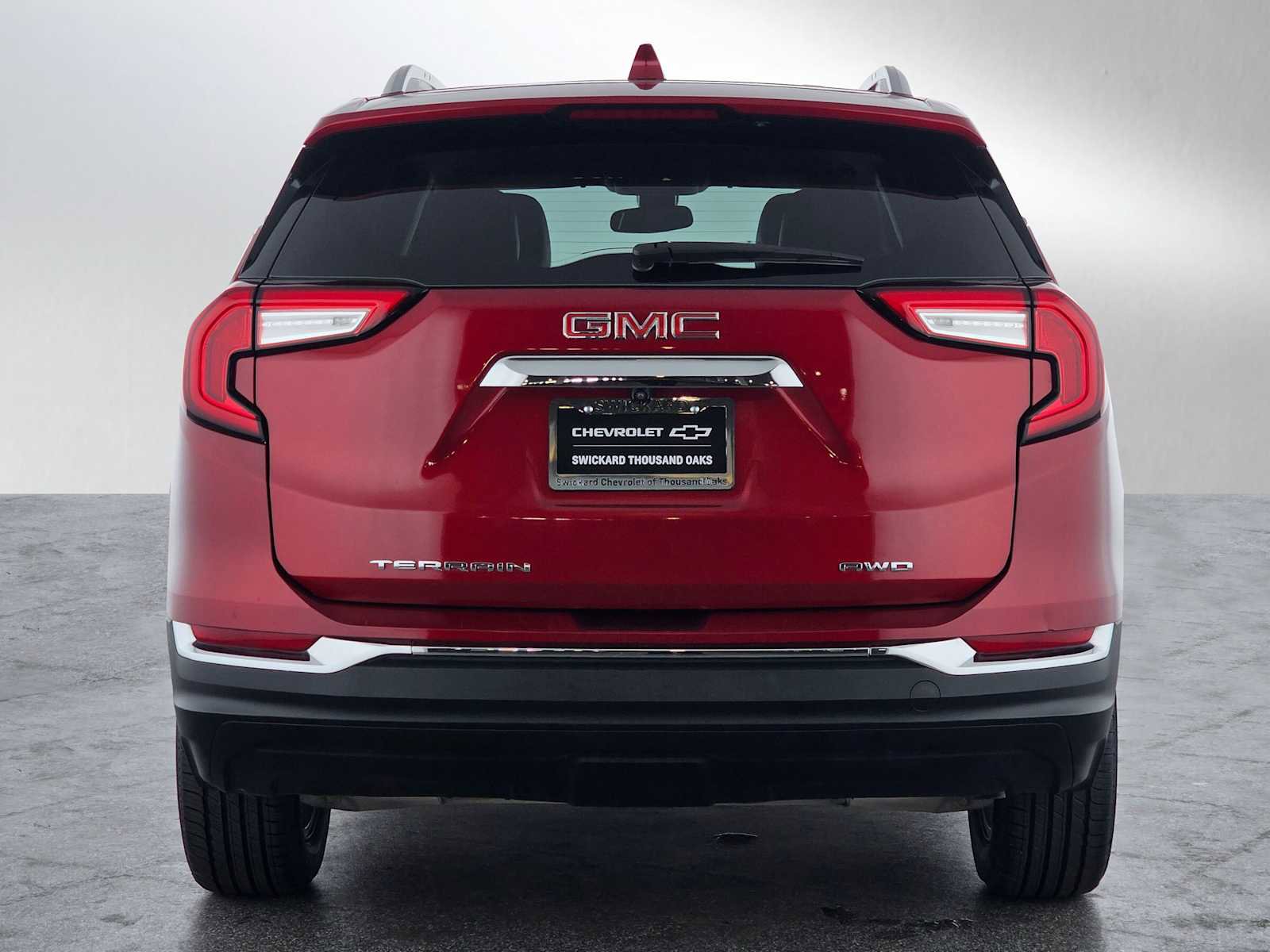 Used 2023 GMC Terrain SLT image 6