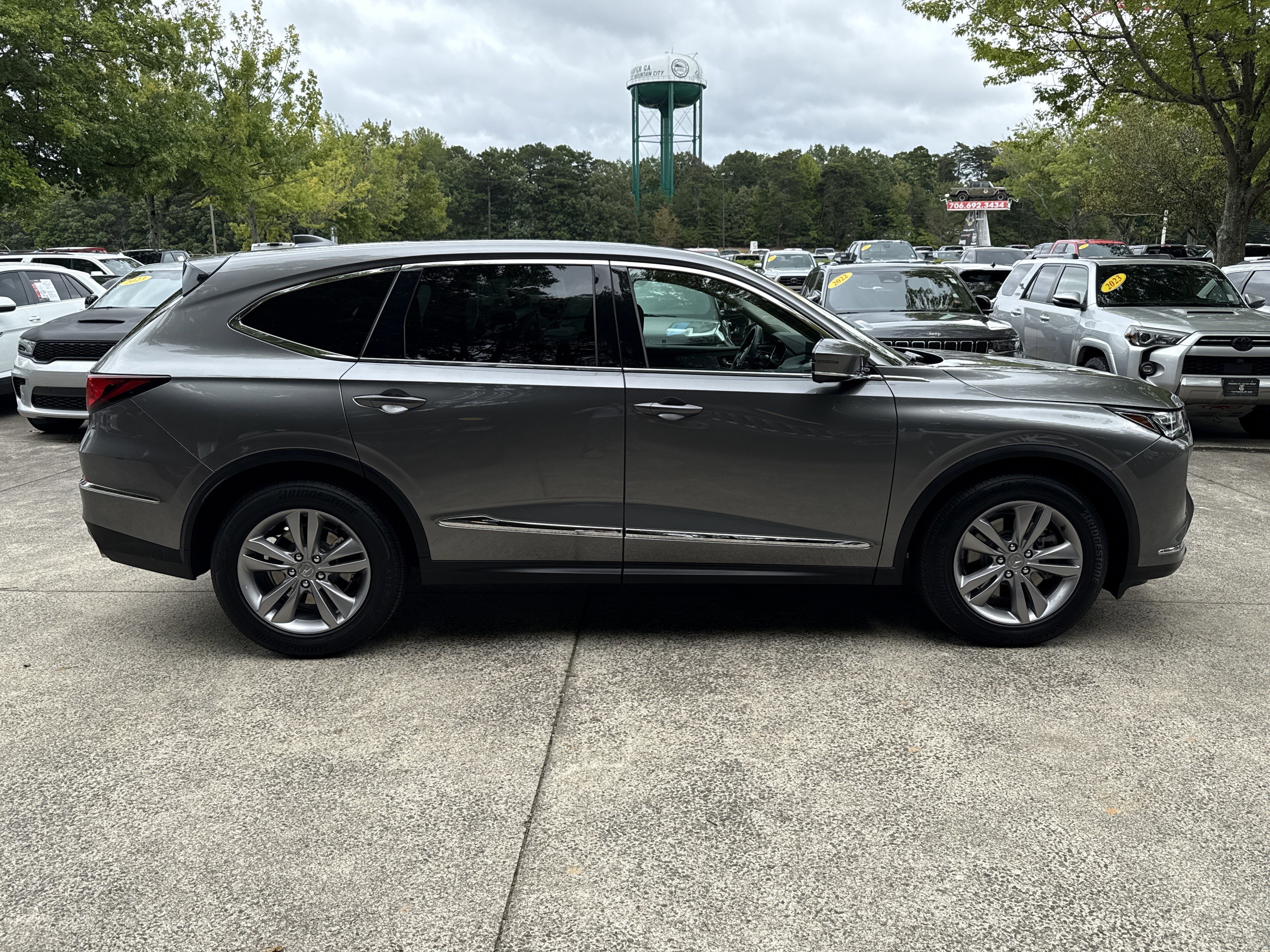 Used 2024 Acura MDX FWD image 8
